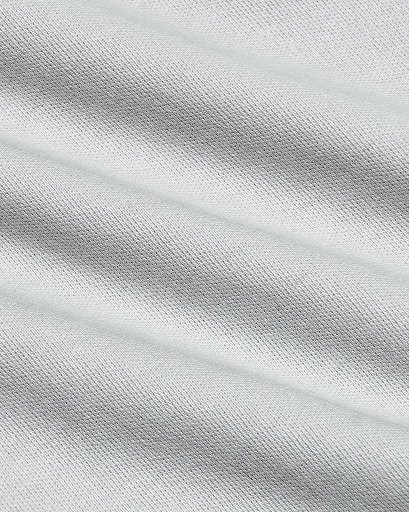 Vapor Curved Hem Classic Crew Neck