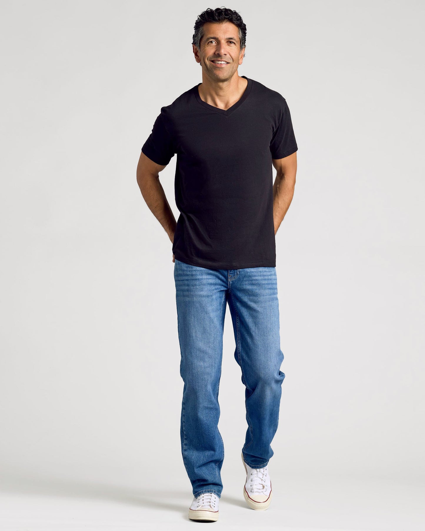 All Black Classic V-Neck 10-Pack