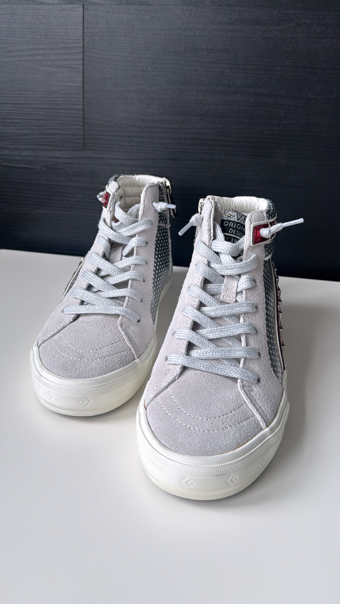 VH Bailey Sneaker , Red/Silver