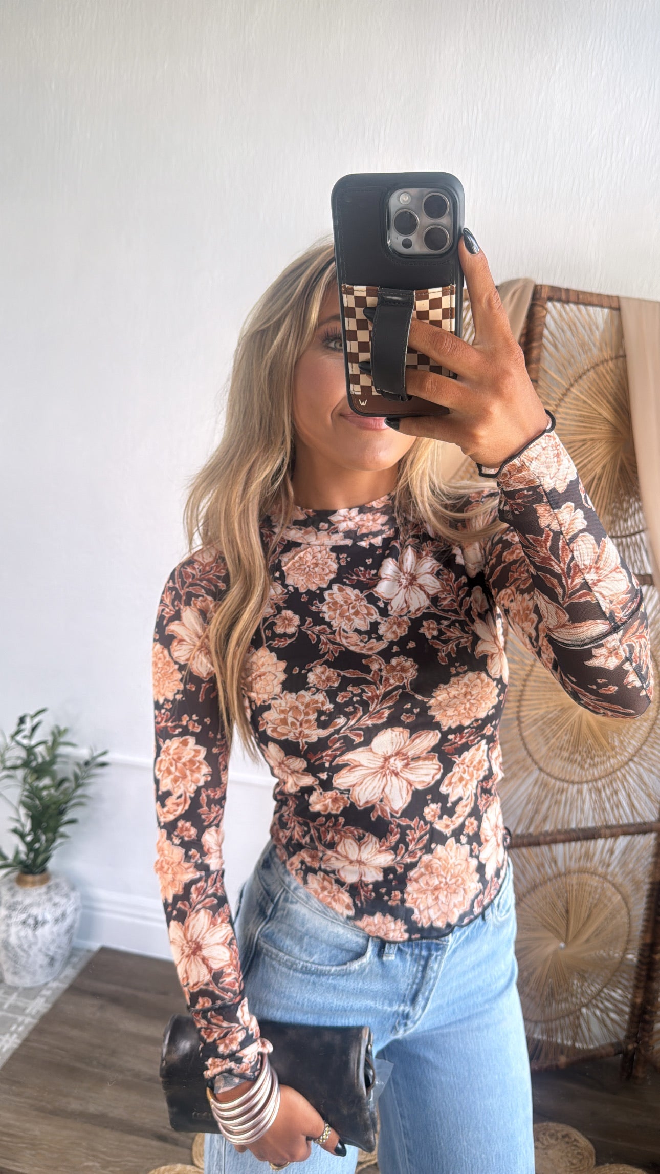 Rusted Daisy Mesh Top, Black