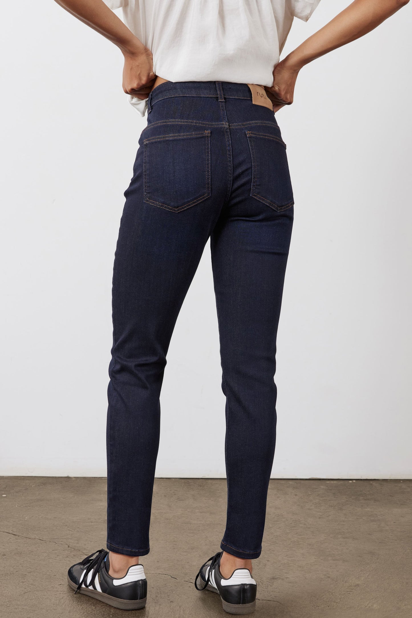 The Iconic Fitted Jeans 2.0