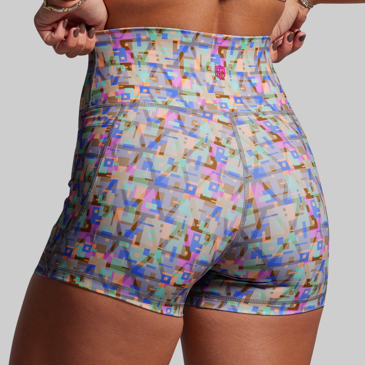 Synergy Short w/ Pockets 2.0 (Kaleidoscope)