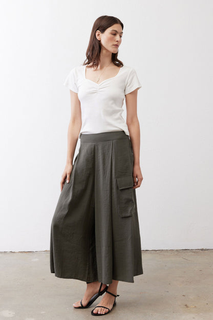 The Light Poplin Cargo Skirt Pants