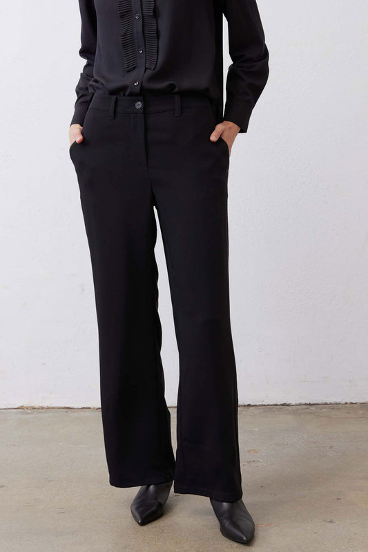 Streamline Straight Leg Pants