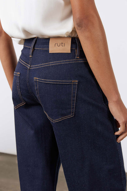 The Ultimate Barrel Leg Jeans 2.0