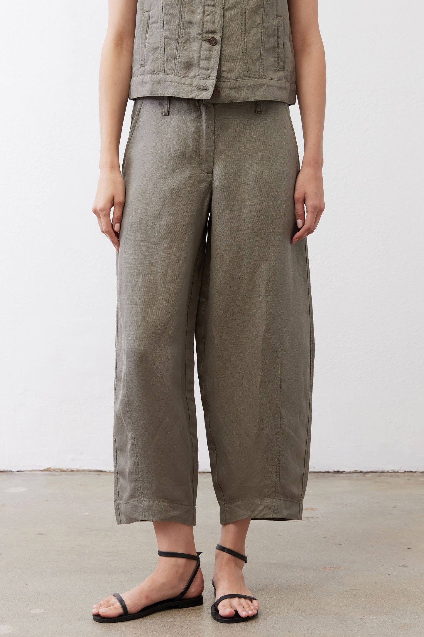 The Wide Leg Ankle Pants